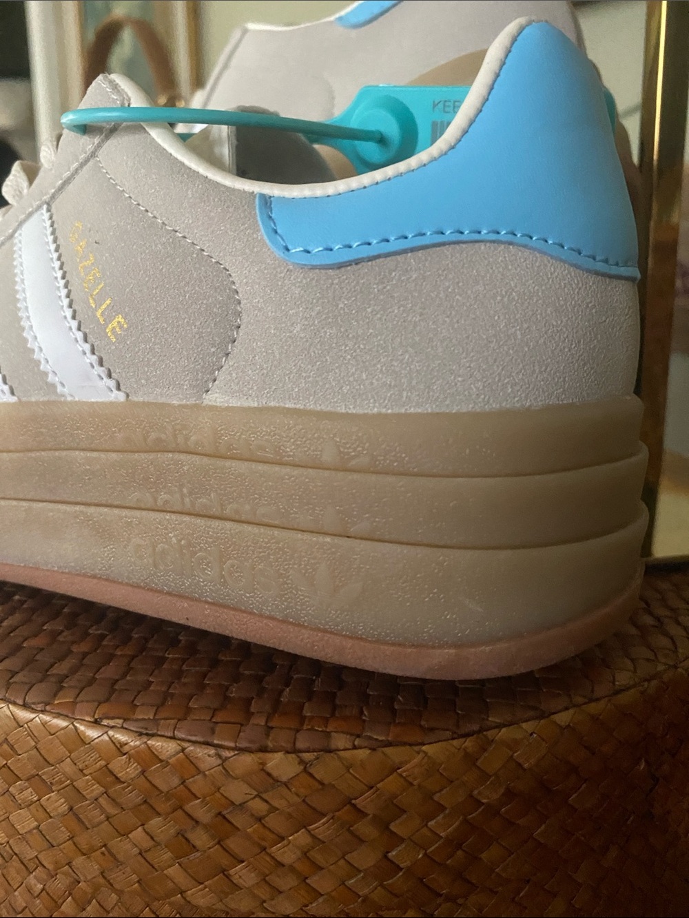 Adidas Bold Wonder Gazelle Beige Suede Sneakers with a Stacked Gum Sole - SZ 8.5 - Picture 4 of 15